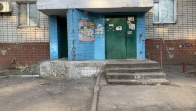 Сделали 2, отчитались за 3: как при Сенкевиче ремонтируют подъезды в Корабельном районе | Корабелов.ИНФО image 4