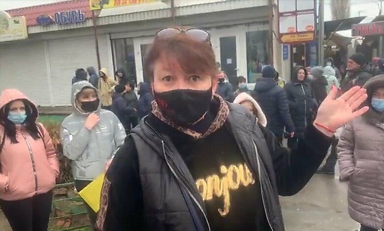 Карантин: "Мы будем работать!", - в Николаеве взбунтовались торговцы на рынке «Колос» (видео) | Корабелов.ИНФО