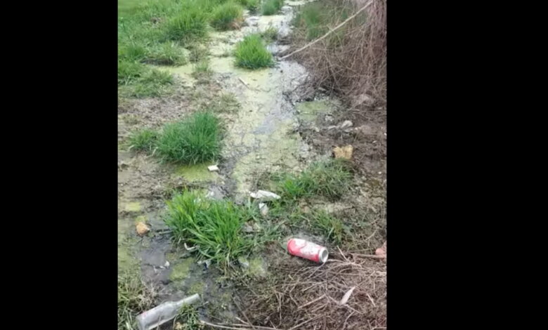 "Разрушены остатки дороги", - жители Корабельного района о вырвавшихся наружу подземных водах (видео) | Корабелов.ИНФО