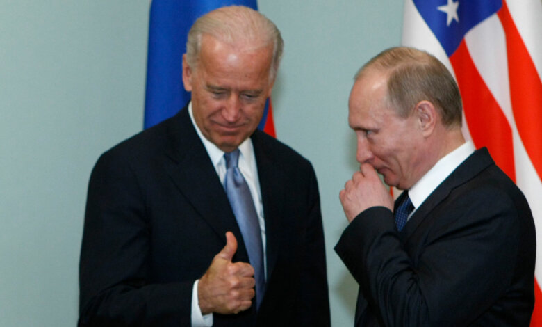 Байден позвонил обиженному Путину, "бряцающему" оружием у границ Украины | Корабелов.ИНФО