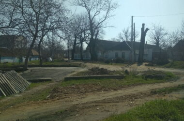 "Каждый год собираем подписи, и всё до одного места", - жители о бездорожье на улицах Корабельного (Фото) | Корабелов.ИНФО image 17