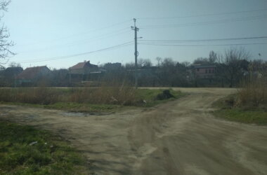 "Каждый год собираем подписи, и всё до одного места", - жители о бездорожье на улицах Корабельного (Фото) | Корабелов.ИНФО image 9