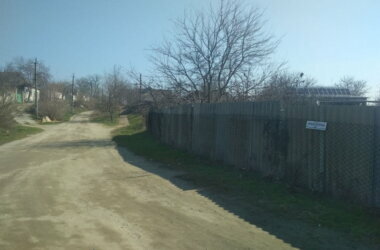 "Каждый год собираем подписи, и всё до одного места", - жители о бездорожье на улицах Корабельного (Фото) | Корабелов.ИНФО image 7