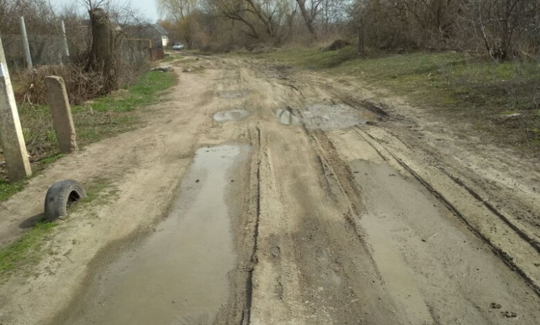"Каждый год собираем подписи, и всё до одного места", - жители о бездорожье на улицах Корабельного (Фото) | Корабелов.ИНФО image 22