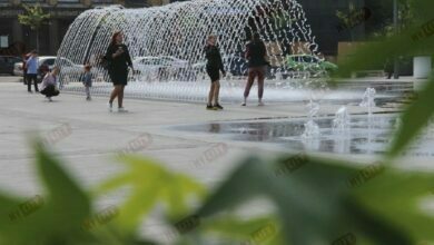 фонтаны на площади у Николаевского горсовета