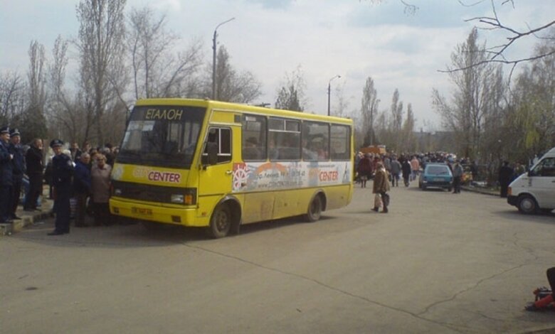 В Николаеве не будет спецмаршрутов на кладбища в поминальное воскресенье | Корабелов.ИНФО