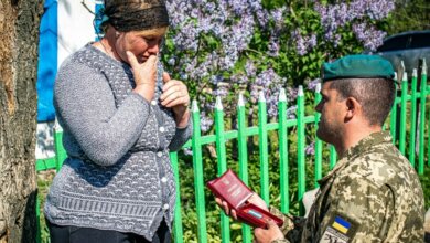 В Николаевской области матери погибшего морпеха вручили орден «За мужество» | Корабелов.ИНФО image 1