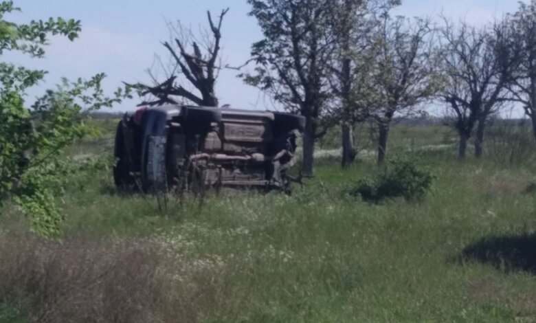 Возле НГЗ перевернулся «Мицубиси»: пострадала пассажирка | Корабелов.ИНФО