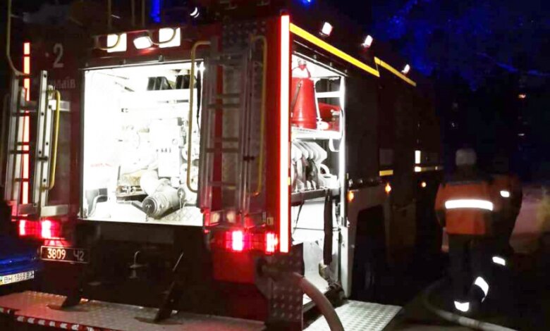 Ночью в Корабельном районе сгорел Mercedes: есть пострадавший | Корабелов.ИНФО