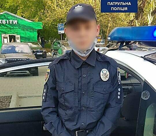 В Запорожье 17-летний подросток выдавал себя за полицейского, чтобы навести порядок в городе | Корабелов.ИНФО
