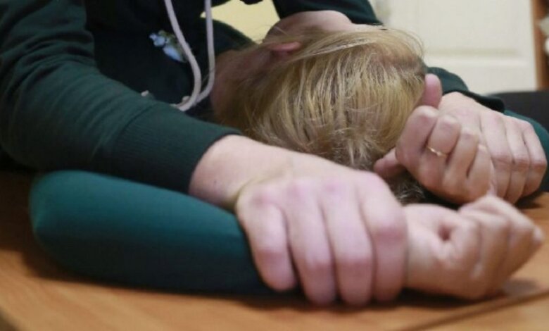 В Николаевской области мужчина увез за село 12-летнюю подружку дочери, напоил и изнасиловал | Корабелов.ИНФО