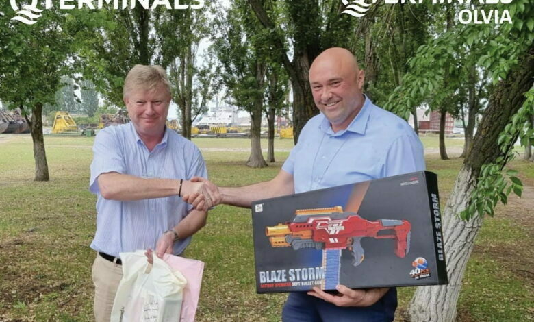 1 июня 2021 г., ООО «QTerminals Ольвия» приготовило подарки всем детям сотрудников порта "Ольвия"