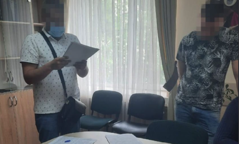 Подрядчик мог присвоить 800 тысяч грн