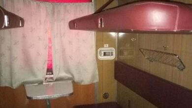 верхняя полка в поезде