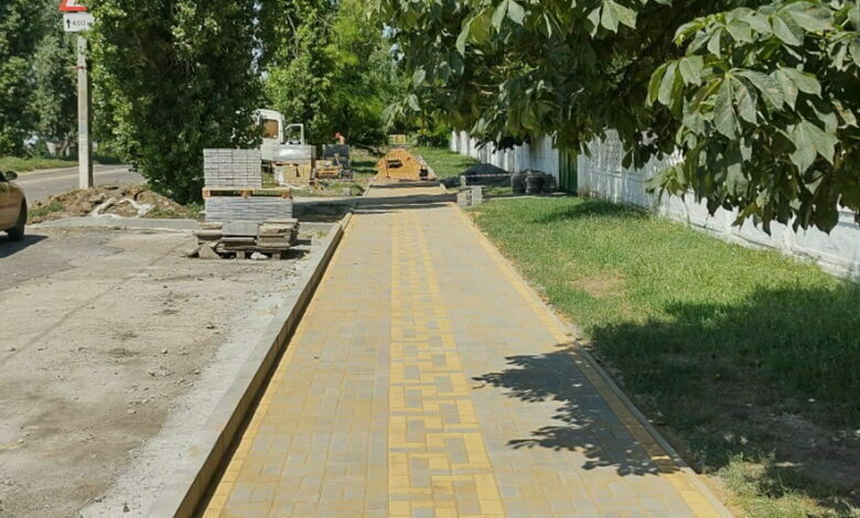 тротуар к 14 школе в Николаеве