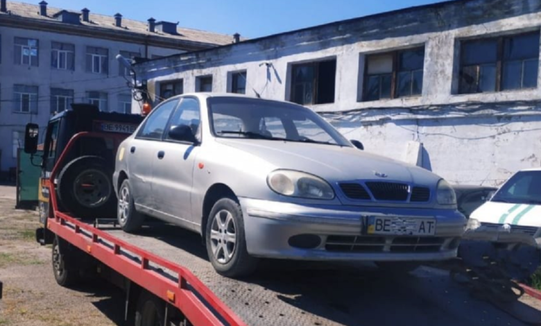 за долг арестовали авто