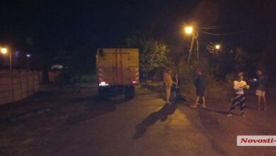 Прорыв канализации по ул. Липовой в Корабельном районе