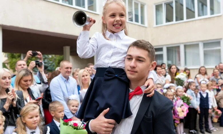 Первый звонок в школе