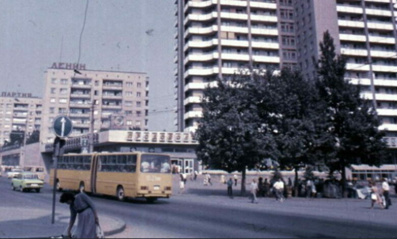 автобус-гармошка (архивное фото из ХХ века)