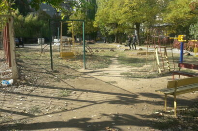 мусор по пр. Корабелов,12