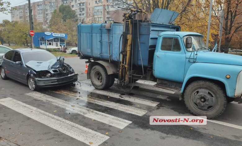 ДТП с мусоровозом