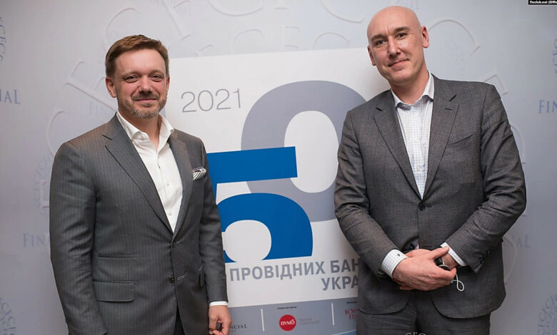 Евгений Мецгер и его пресс-секретарь Владимир Пикалов