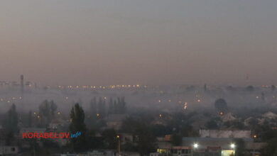 дым от костров над Корабельным районом