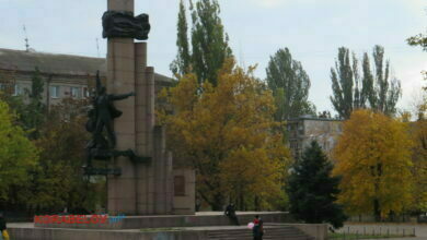 г. Николаев, памятник ленискому комсомолу