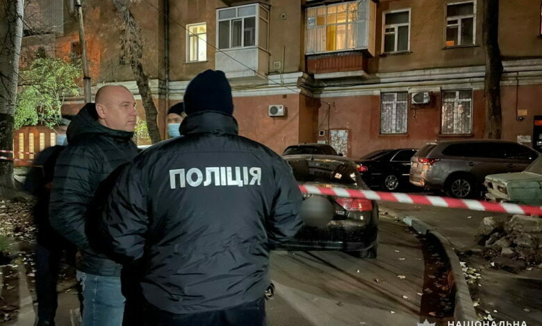 Полиция на месте стрельбы в Николаеве 17.11.2021