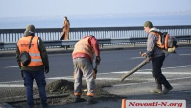 дорожные работы на мосту в Николаеве