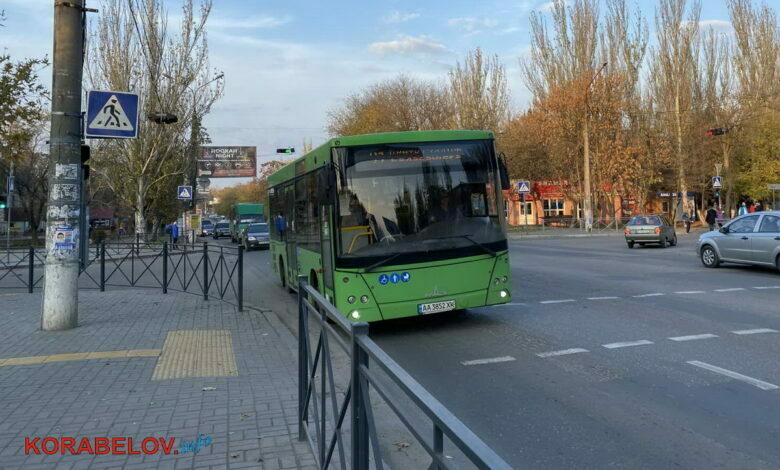 зеленый автобус в Николаеве