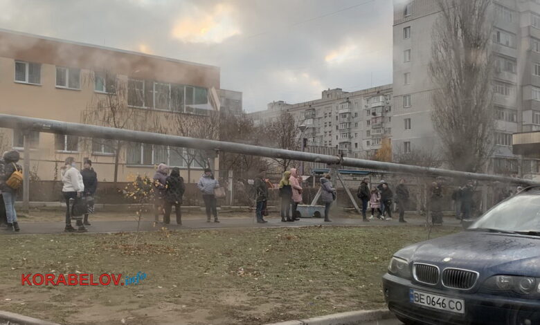 часть очереди на маршрутку №2 на ул. Ольжича (22.11.2021)