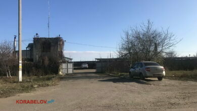 автостоянка слева от гаражного кооператива "Лада" в Николаеве