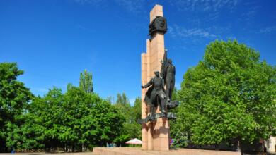 Памятник Ленинскому комсомолу в Николаеве