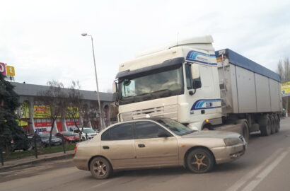 ДТП напротив рынка "Феникс" 10.12.2021