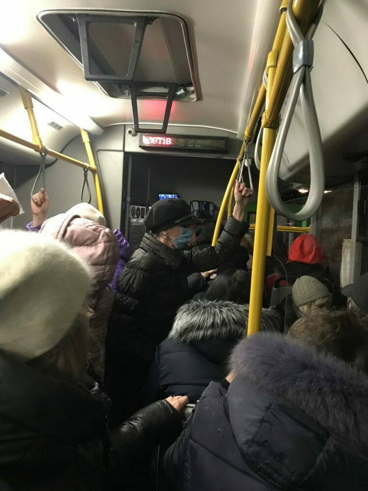 пассажиры автобуса №91