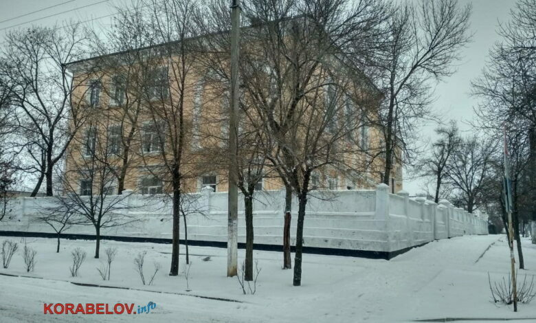 дорога и тротуар возле школы №29 в Николаеве