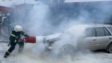 пожар автомобиля на ул. Остапа Вишни