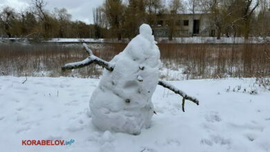 корявый снеговик