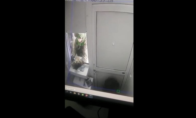 військові з РФ пограбували відділення банку на Херсонщині