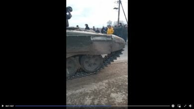 зупинили колону російських танків