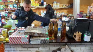 на пр. Богоявленском «накрыли» точку по продаже суррогатного алкоголя