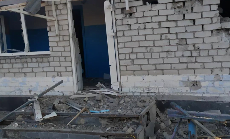 разрушенная российскими войсками школа в Шевченково