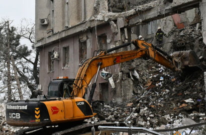 разбор завалов здания Николаевской ОВА