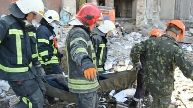 розбір завалів будівлі Миколаївської ОВА