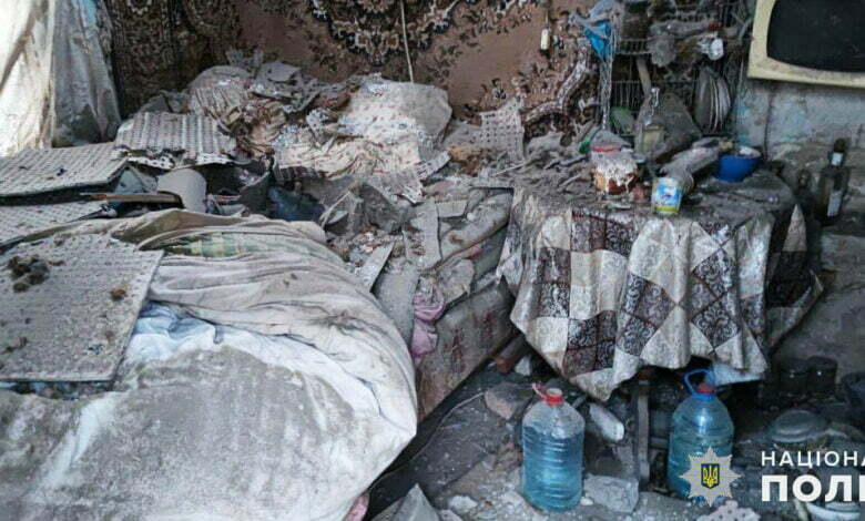 разрушенній рашистским обстрелом дом