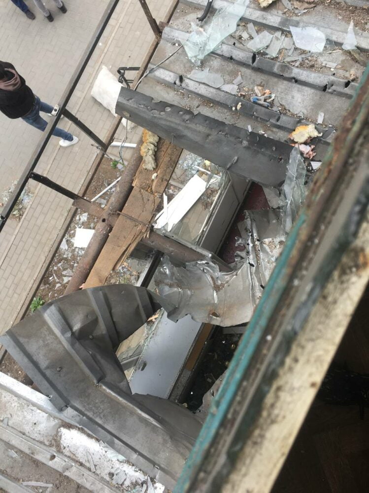 После обстрела рашистами: дом в Корабельном районе