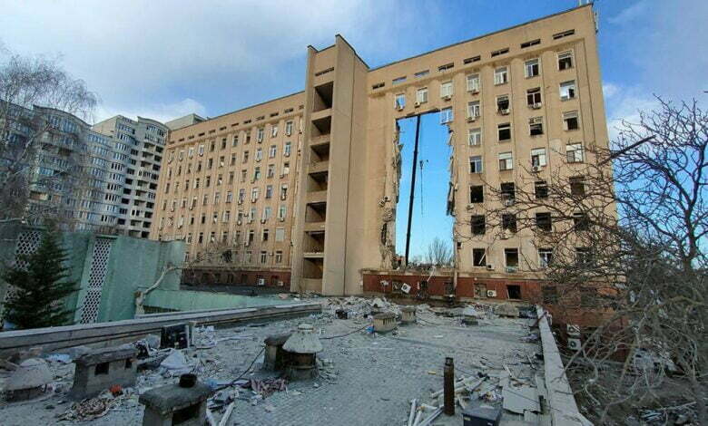 разбор завалов здания Николаевской ОВА