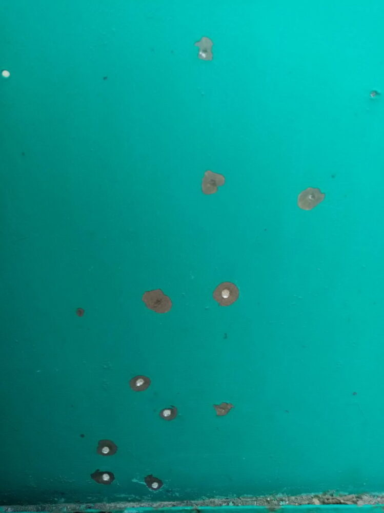 обстрелы кассетными ракетами