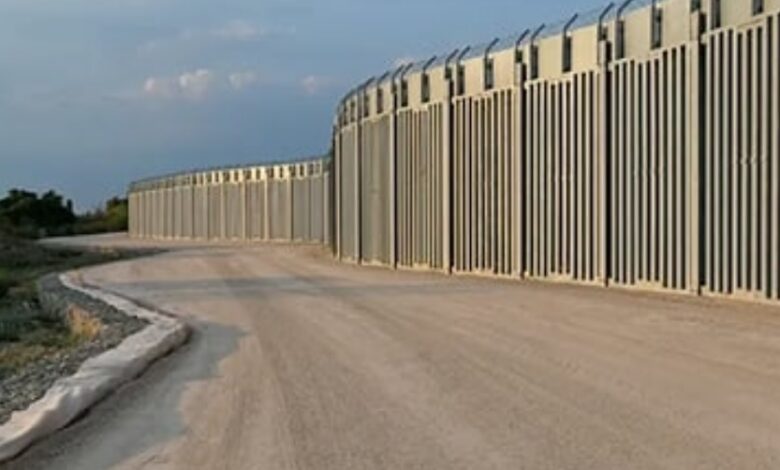 стена между Польшей и Беларусью